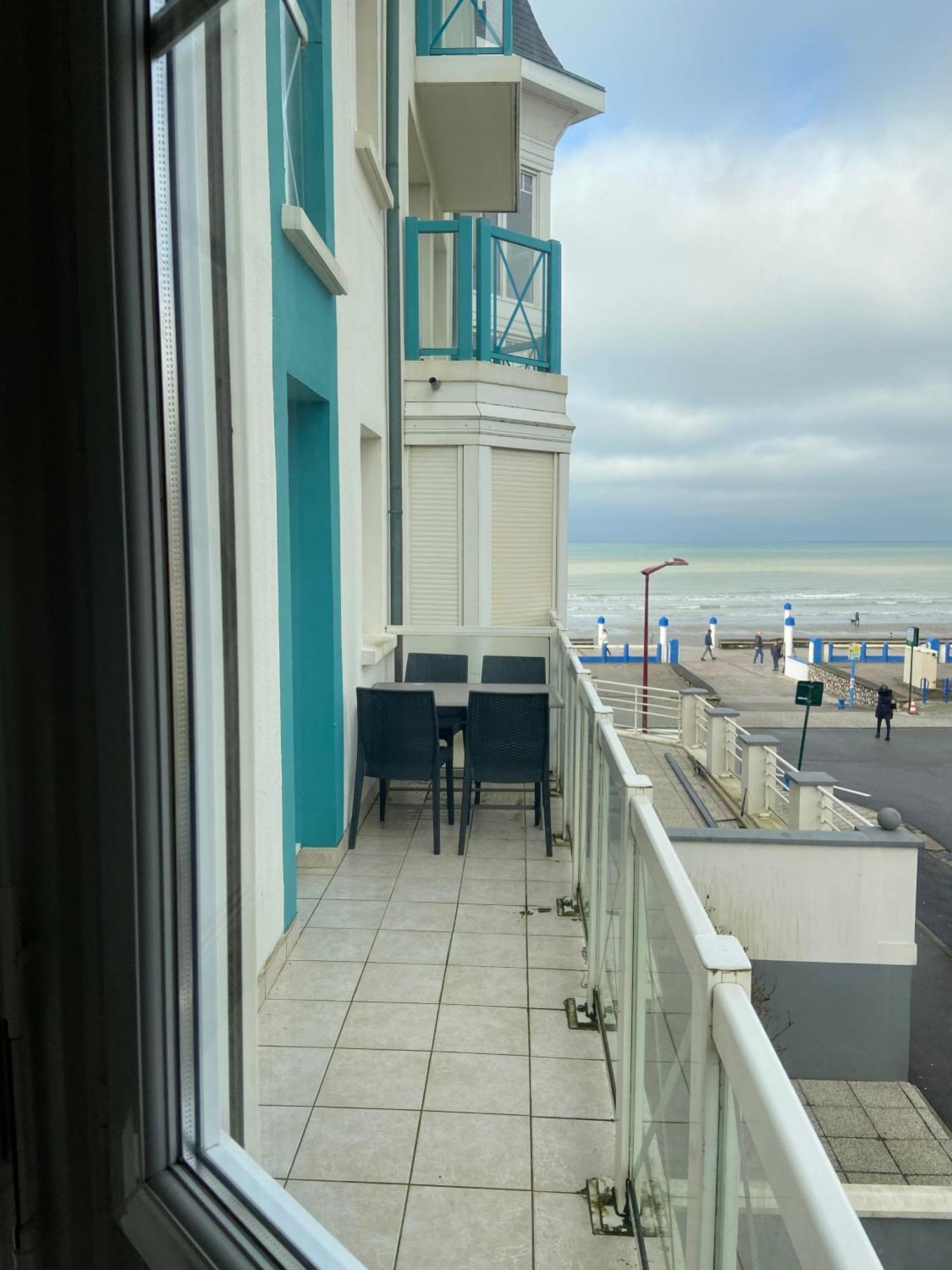Le Bon Endroit En Bord De Mer, Vue Mer , Parking Et Wifi ويميرو المظهر الخارجي الصورة