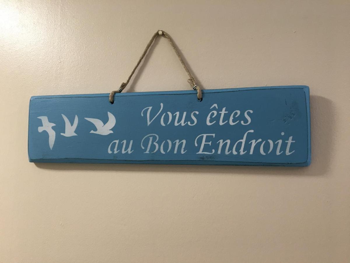 Le Bon Endroit En Bord De Mer, Vue Mer , Parking Et Wifi ويميرو المظهر الخارجي الصورة